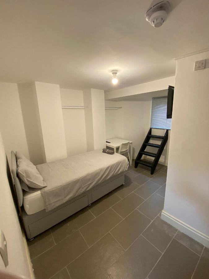 174 Boaler Street Hotel Liverpool Bagian luar foto